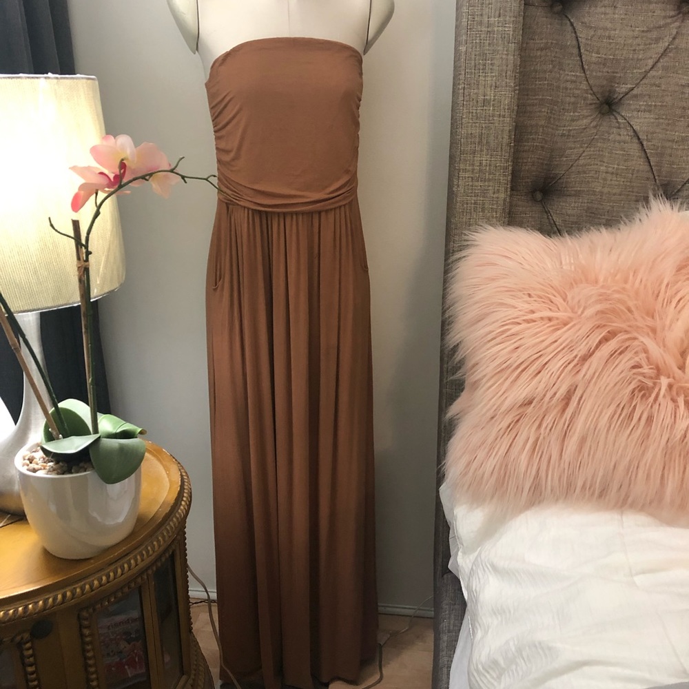 Strapless dress